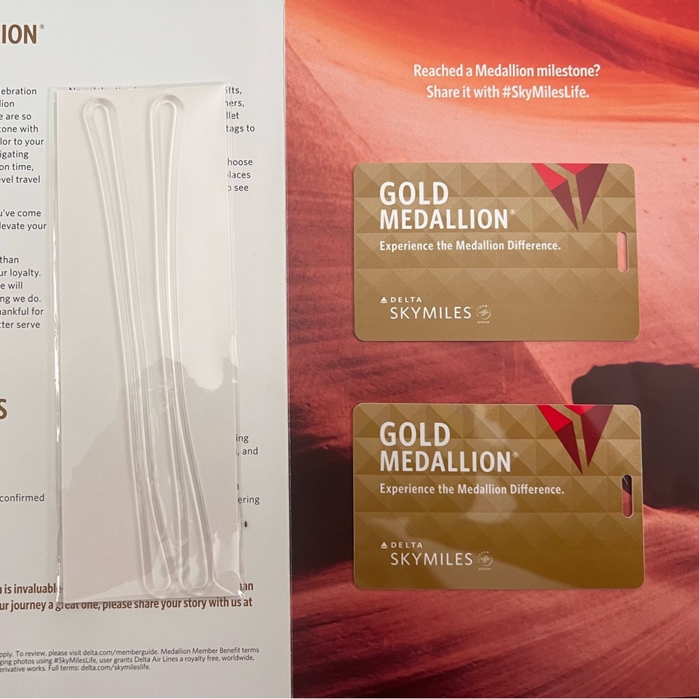Delta Gold Medallion Bag Tags New